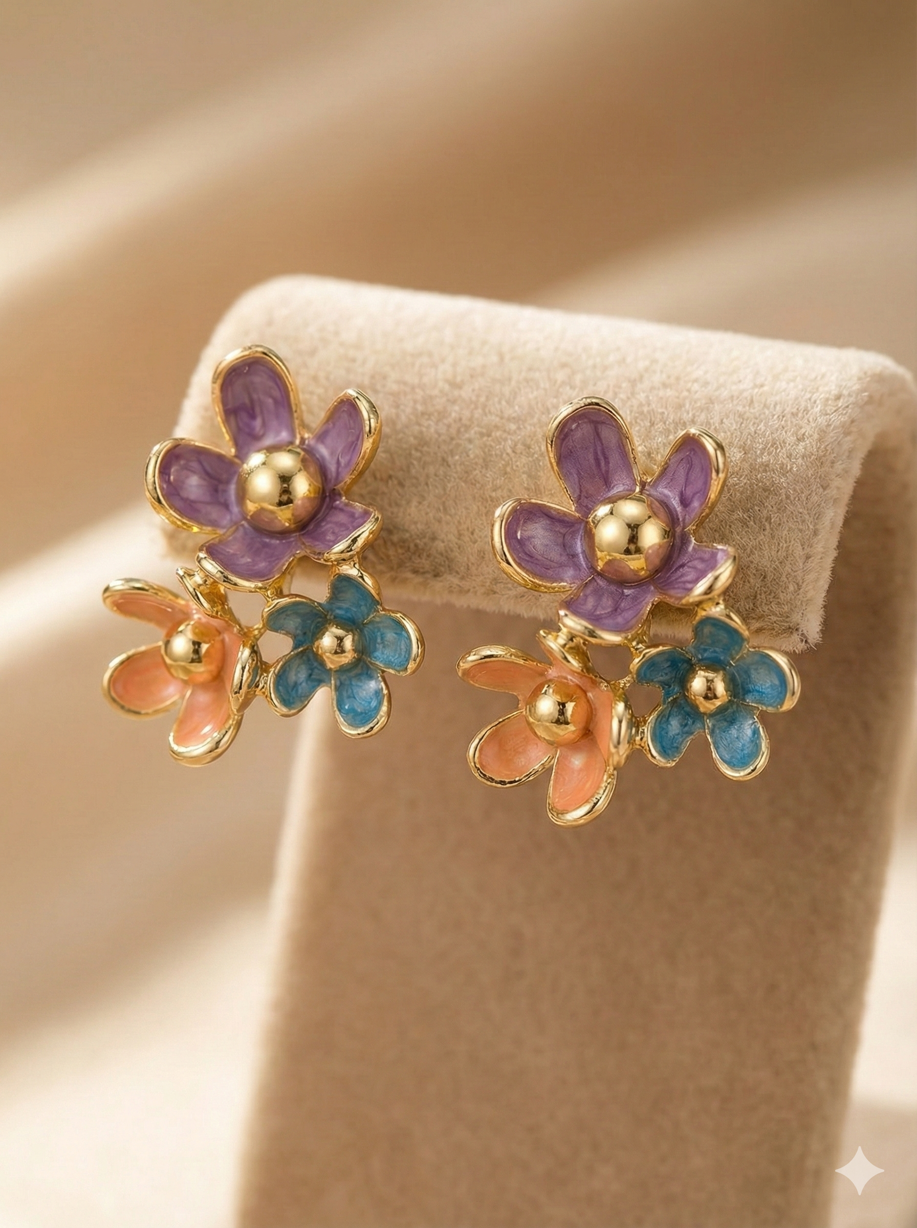 FLORAL THREE BLUSH EARRING