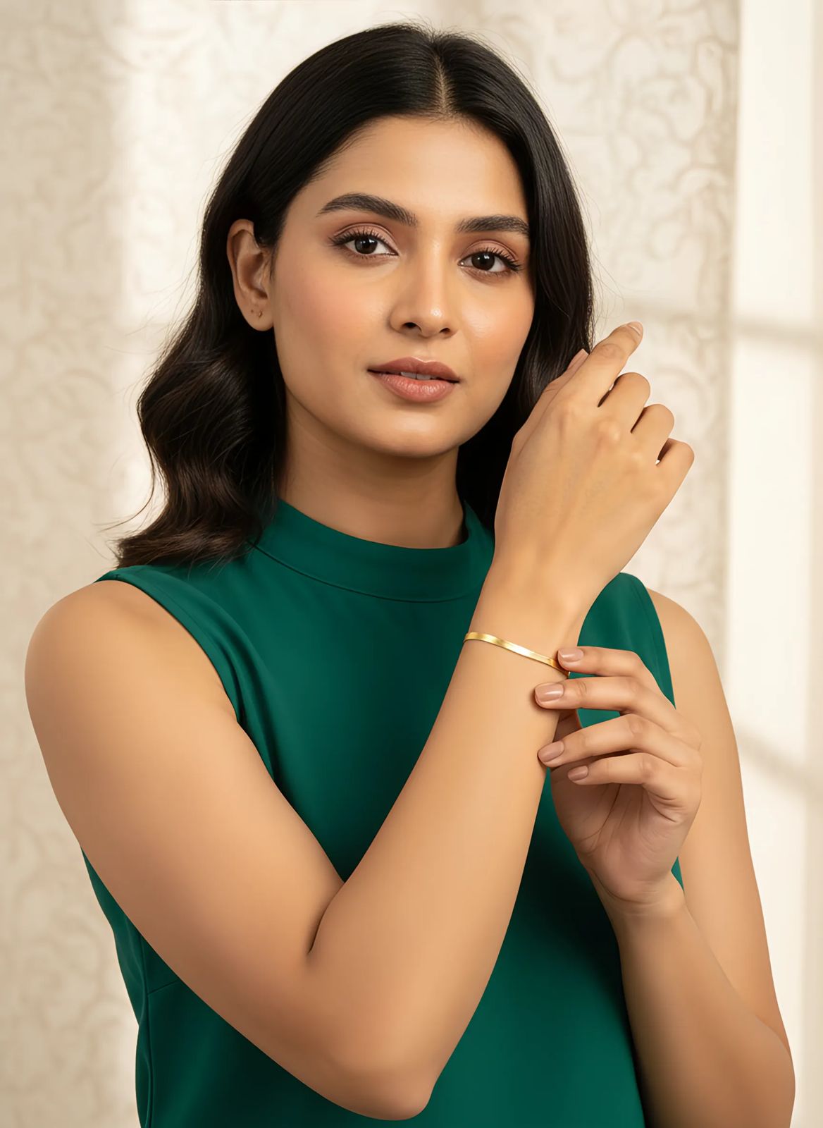 Gold snake chain bracelet