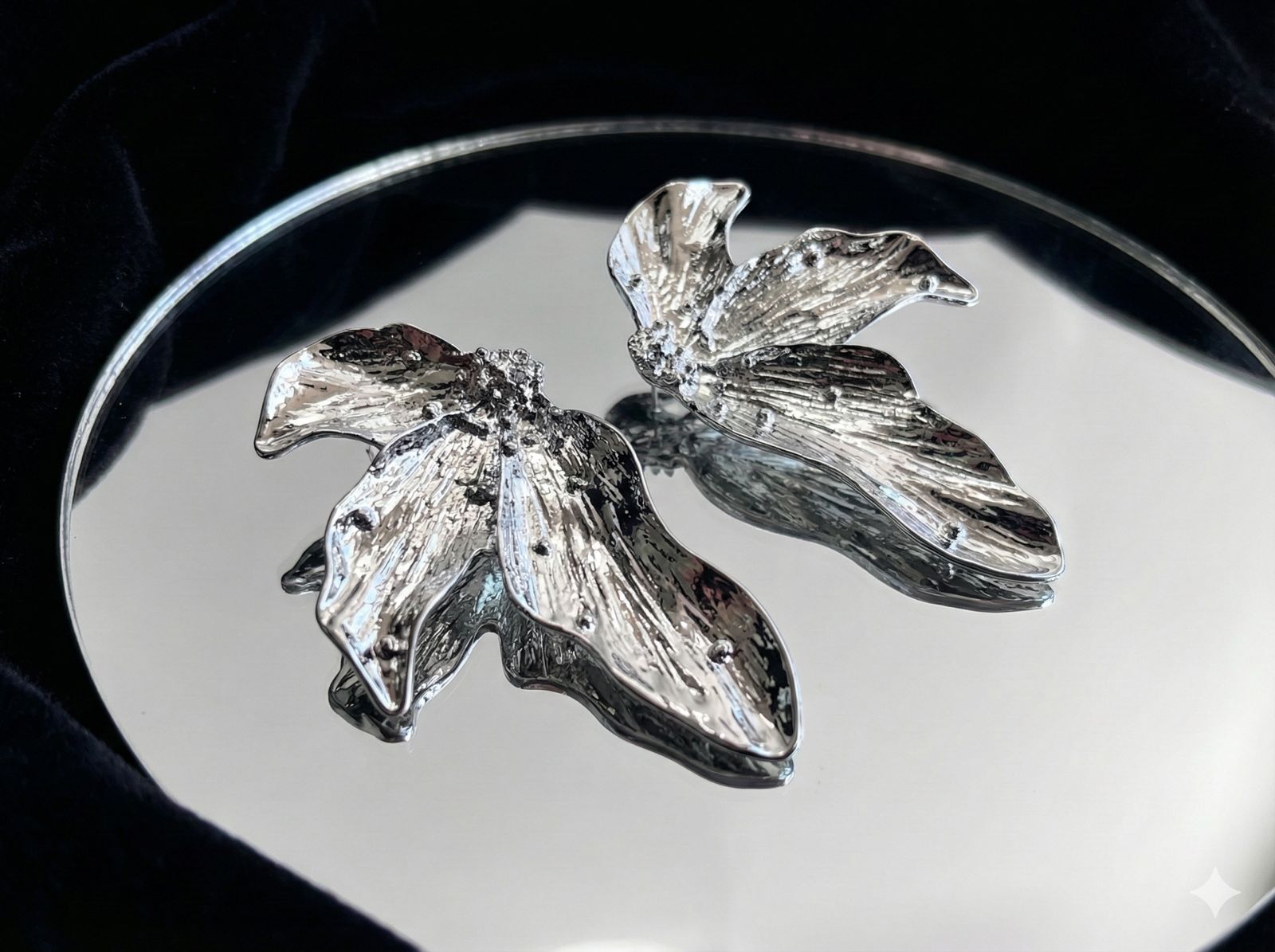 Stylish metallic Floral earrings waterproof 18k Gold plated earring for women