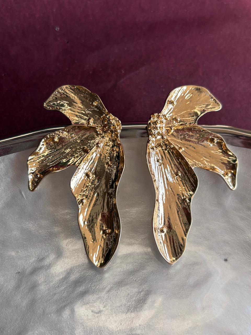 Stylish metallic Floral earrings waterproof 18k Gold plated earring for women