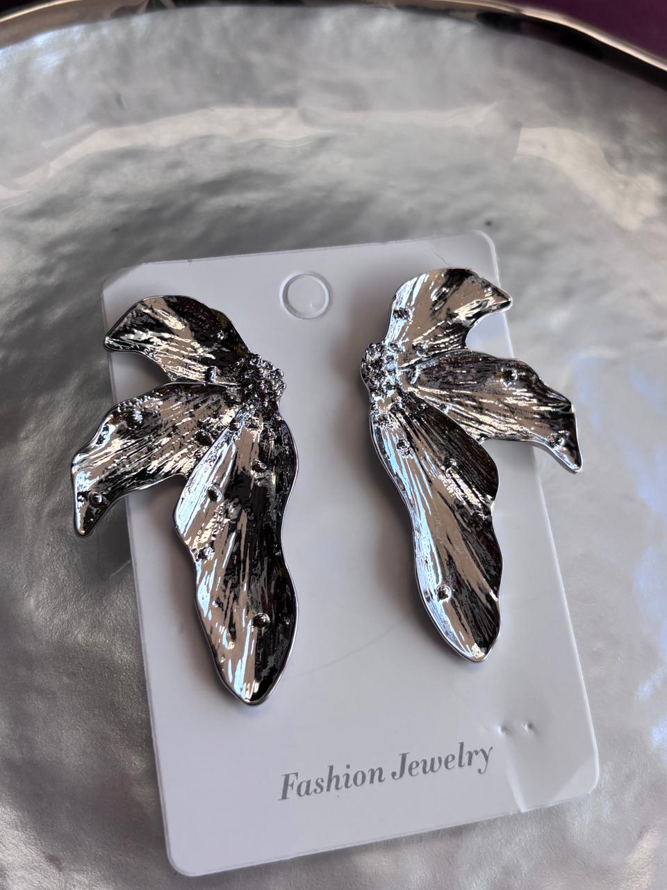 Stylish metallic Floral earrings waterproof 18k Gold plated earring for women