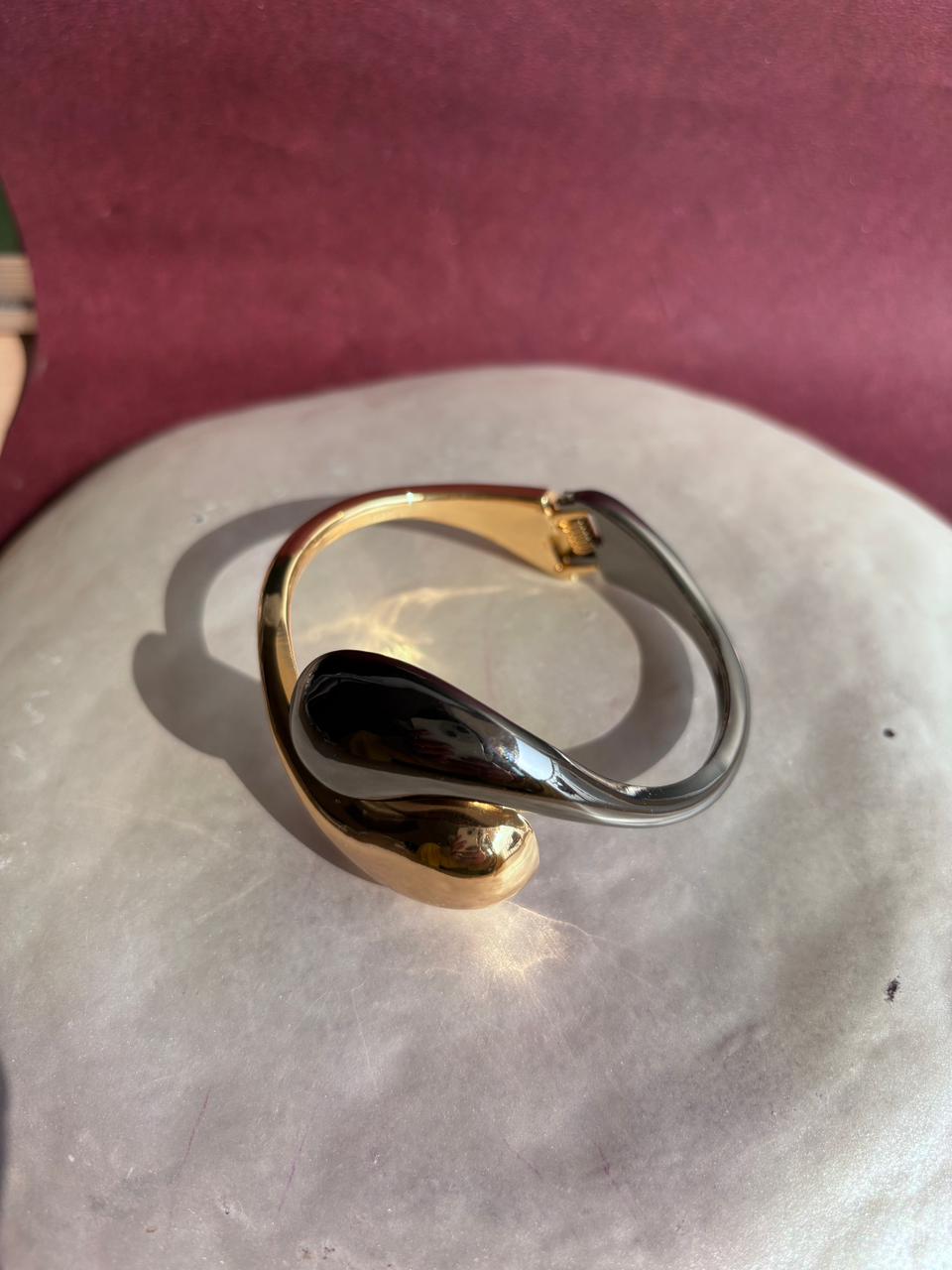 Trendy 2 tone water drop bracelet